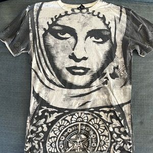 Mens obey tshirt, size small
